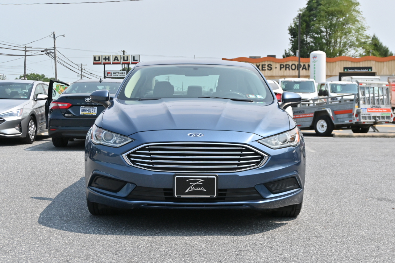 Ford Fusion Hybrid S FWD 2018