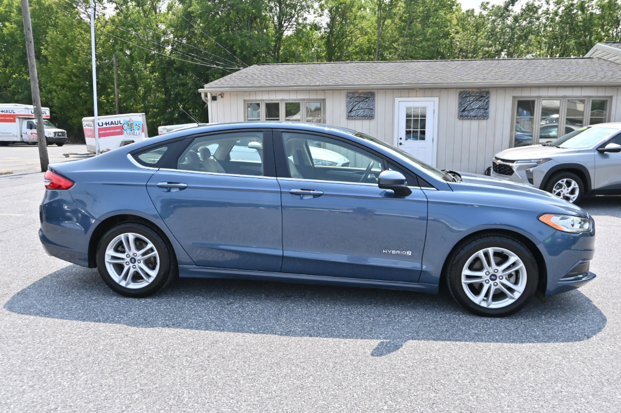 Ford Fusion Hybrid S FWD 2018