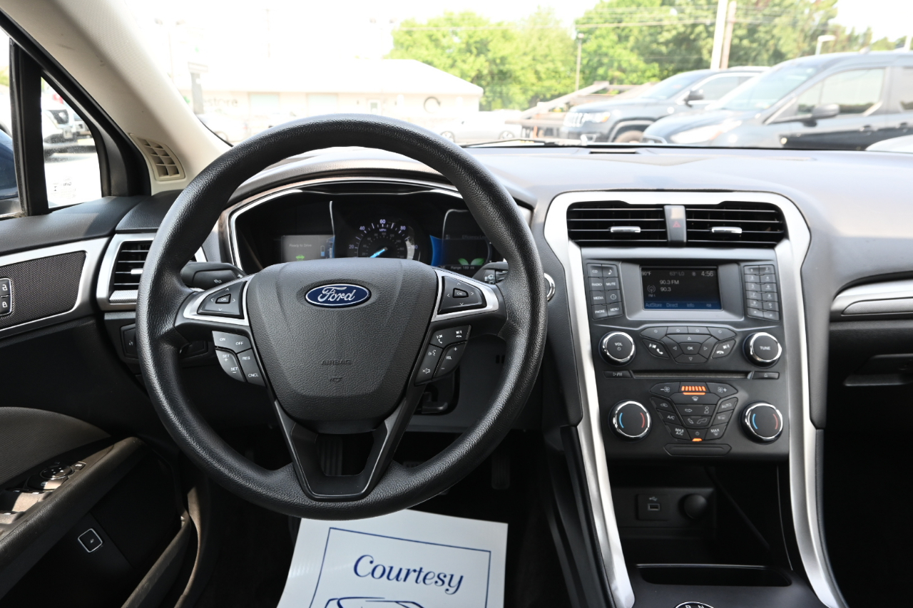 Ford Fusion Hybrid S FWD 2018