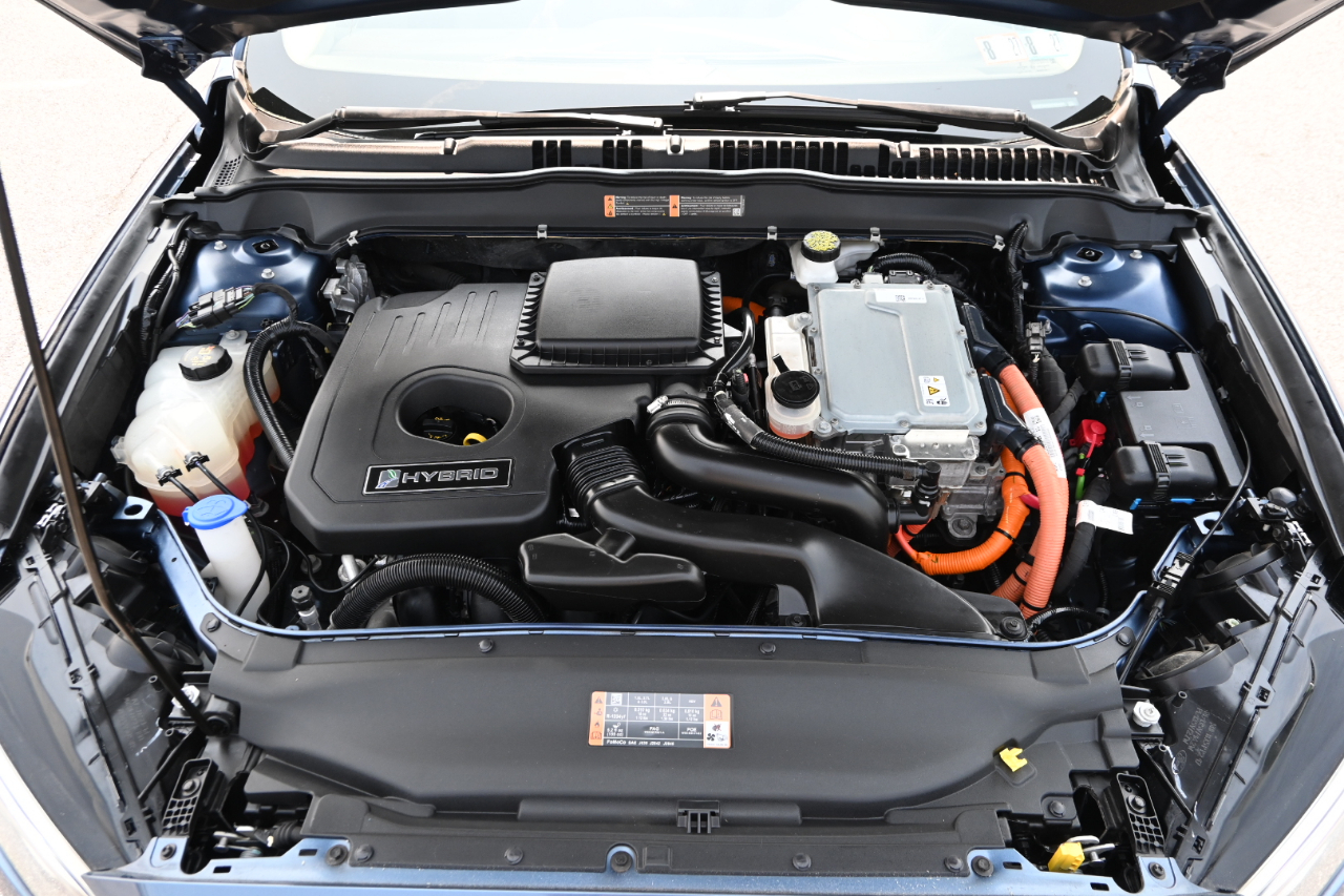 Ford Fusion Hybrid S FWD 2018