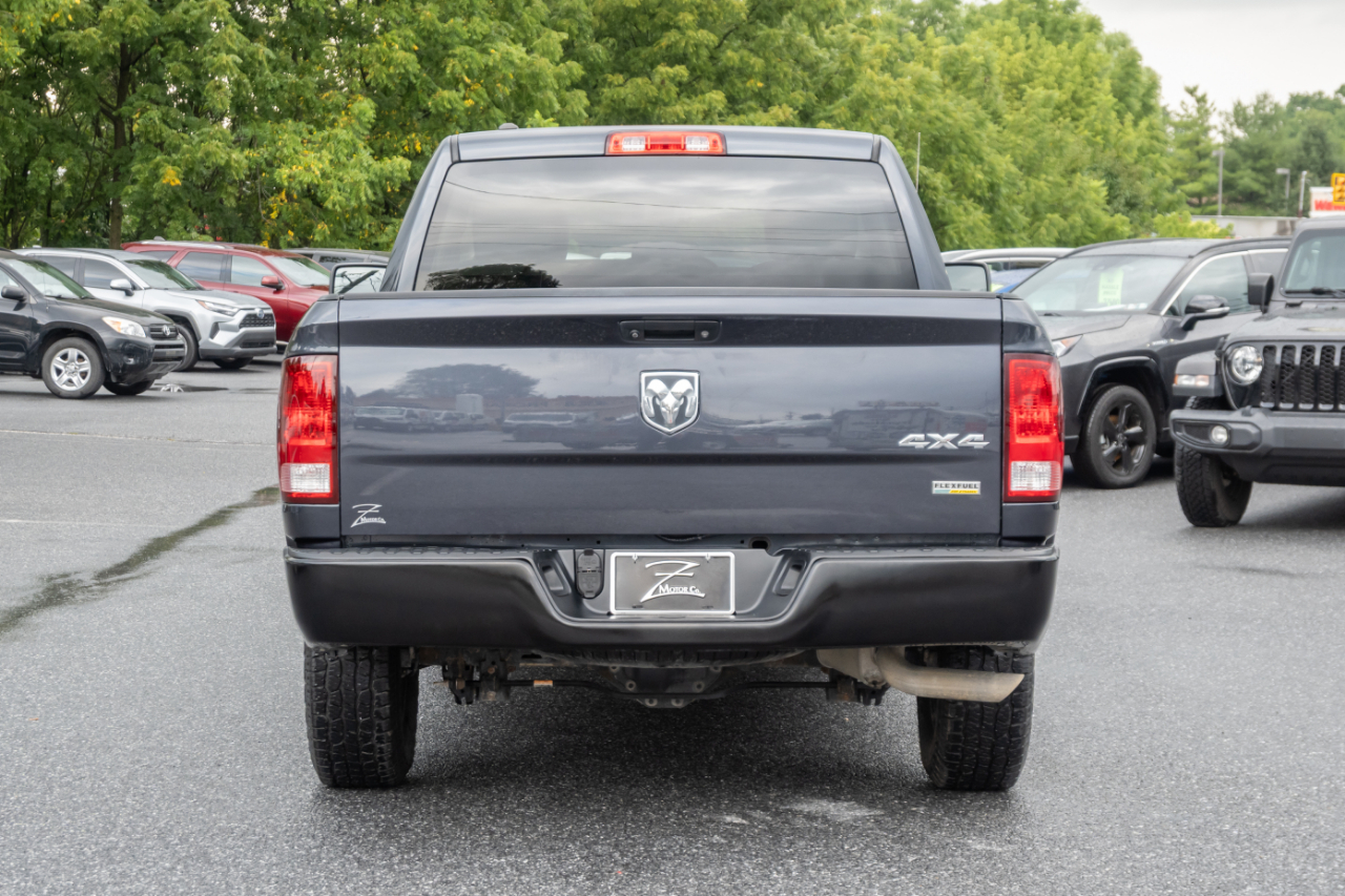 RAM 1500 Tradesman 4x4 Quad Cab 6'4" Box 2018