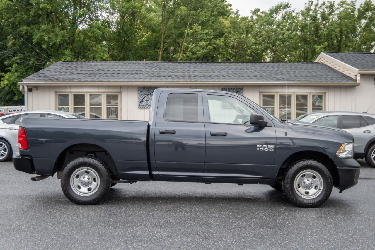 RAM 1500 Tradesman 4x4 Quad Cab 6'4" Box 2018