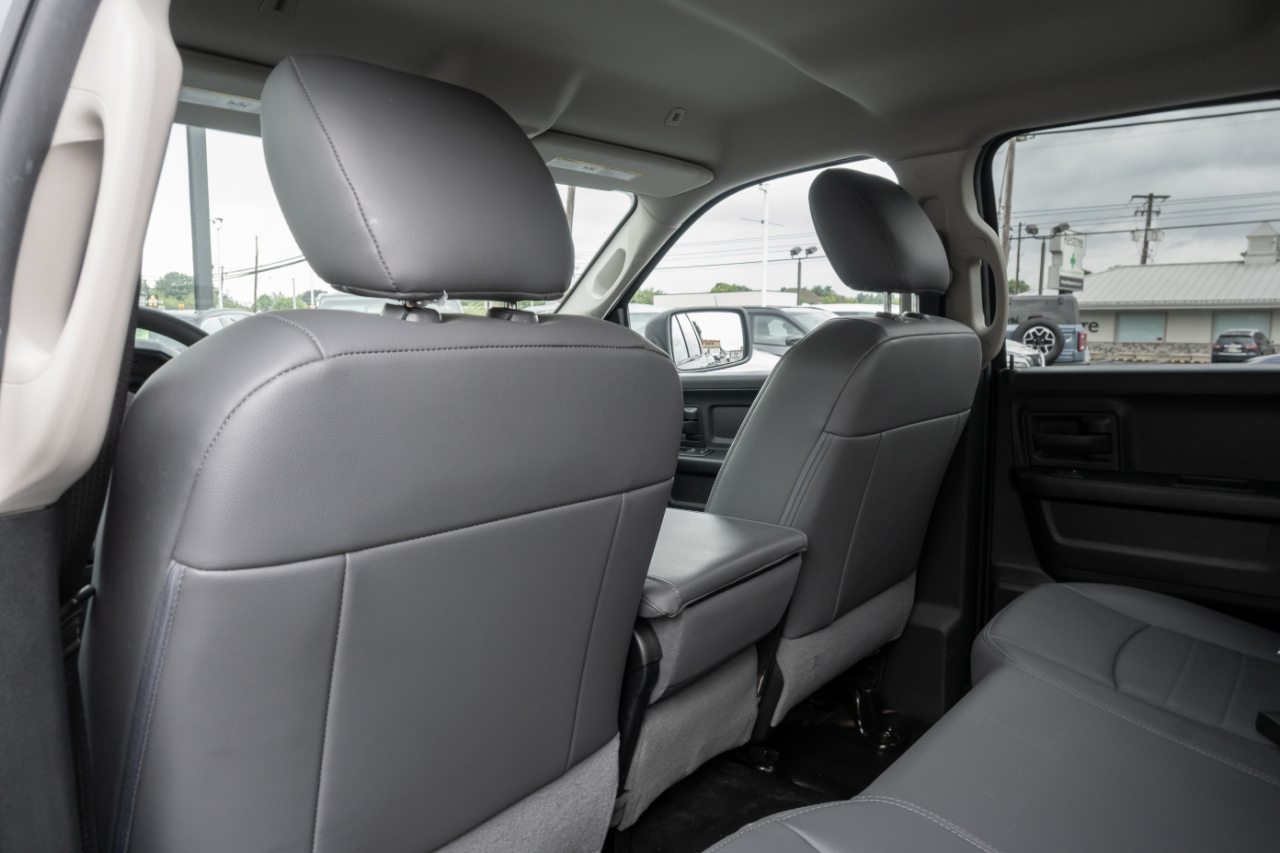 RAM 1500 Tradesman 4x4 Quad Cab 6'4" Box 2018