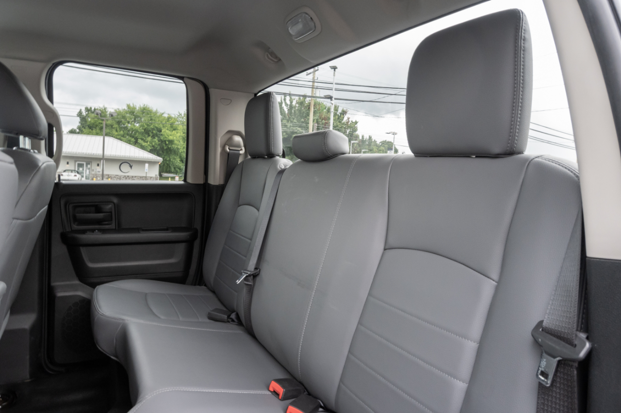 RAM 1500 Tradesman 4x4 Quad Cab 6'4" Box 2018