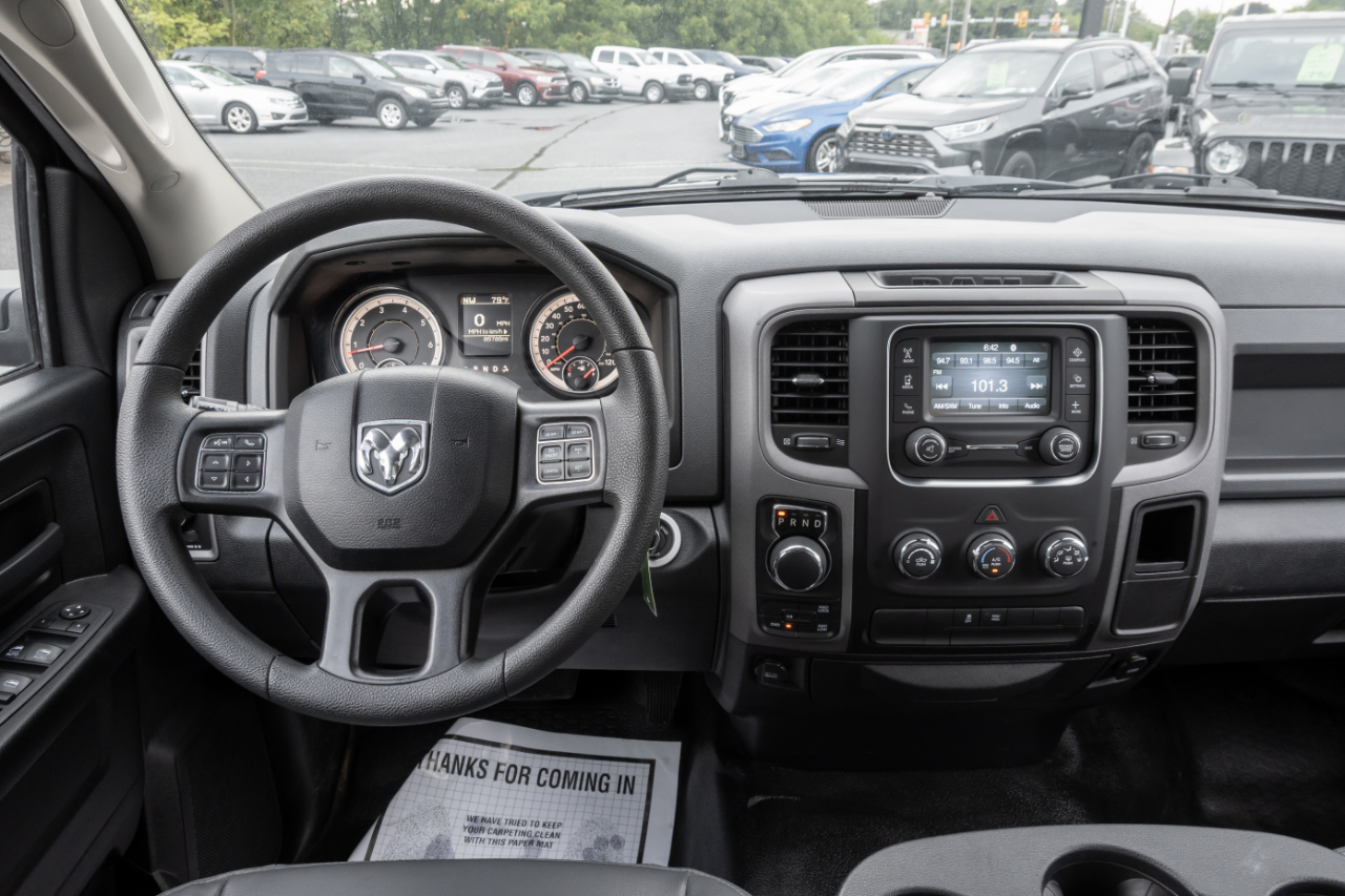 RAM 1500 Tradesman 4x4 Quad Cab 6'4" Box 2018
