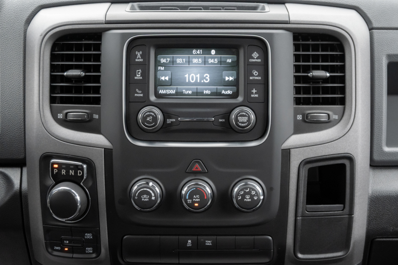 RAM 1500 Tradesman 4x4 Quad Cab 6'4" Box 2018