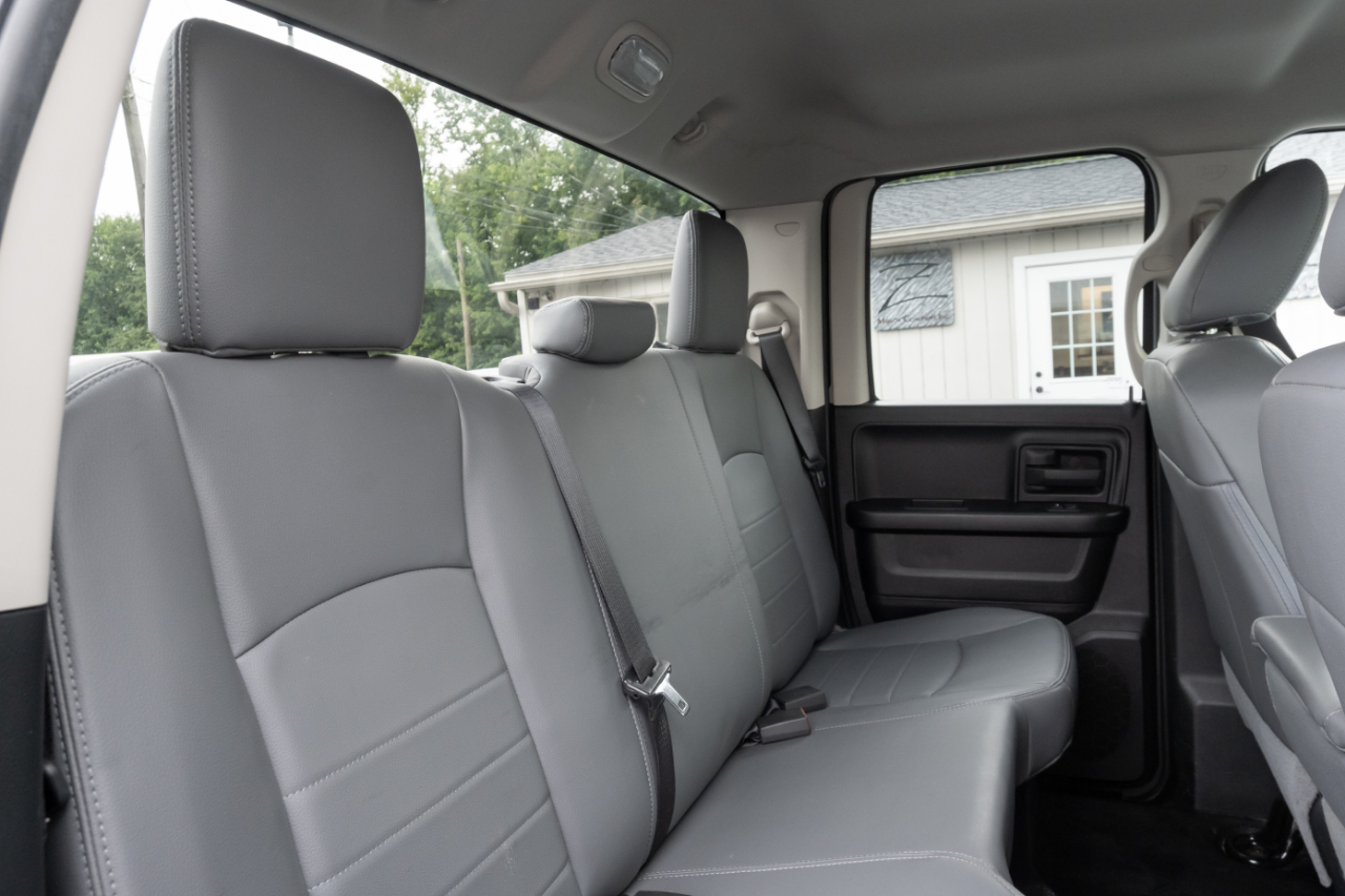 RAM 1500 Tradesman 4x4 Quad Cab 6'4" Box 2018