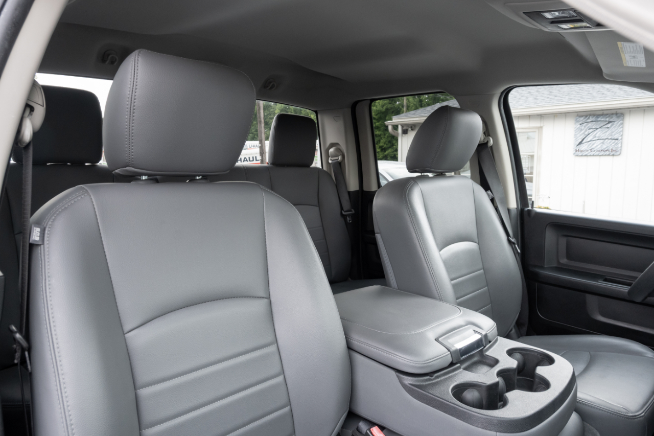 RAM 1500 Tradesman 4x4 Quad Cab 6'4" Box 2018