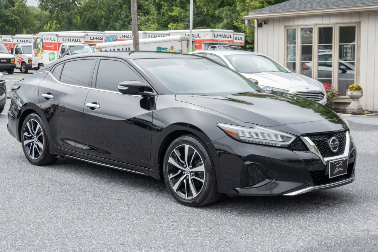 Nissan Maxima SV 2022