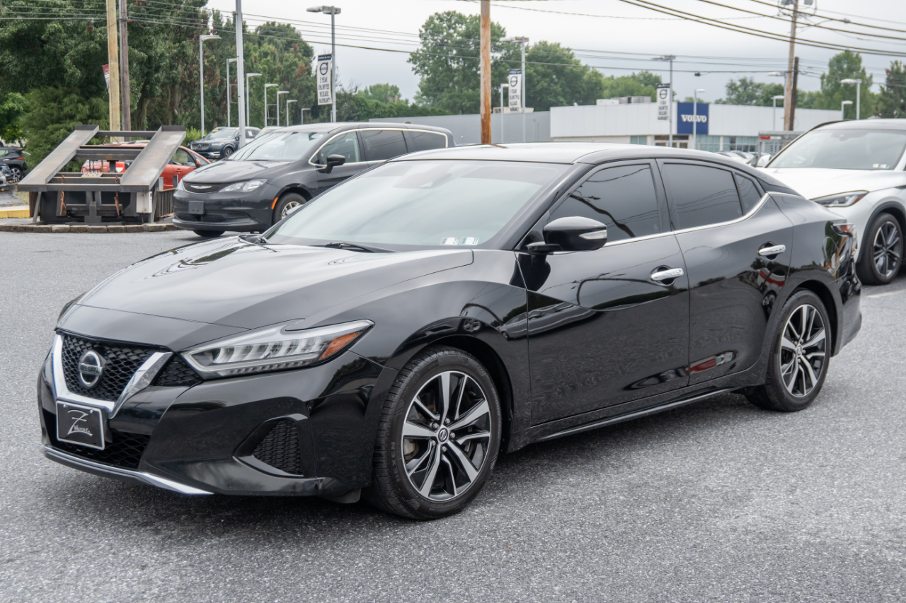 Nissan Maxima SV 2022