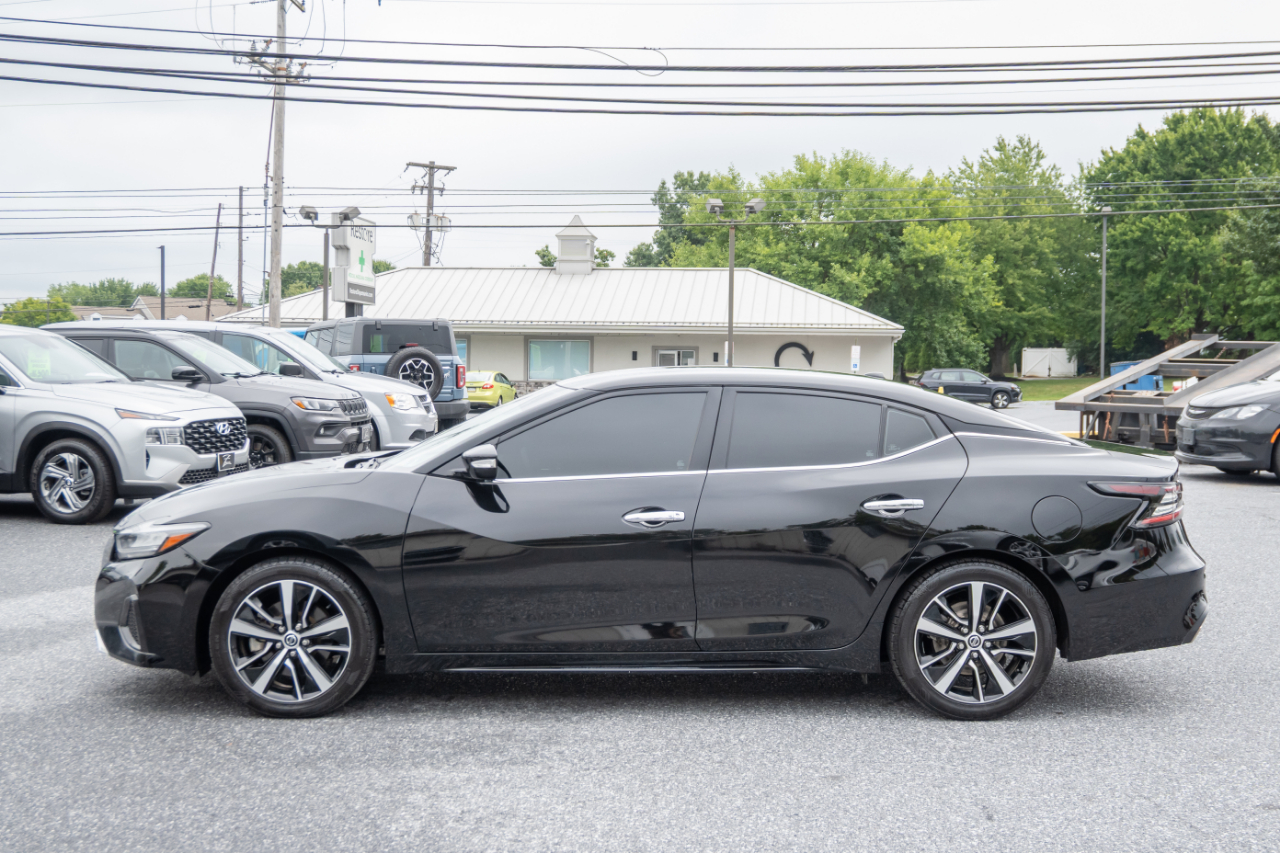 Nissan Maxima SV 2022