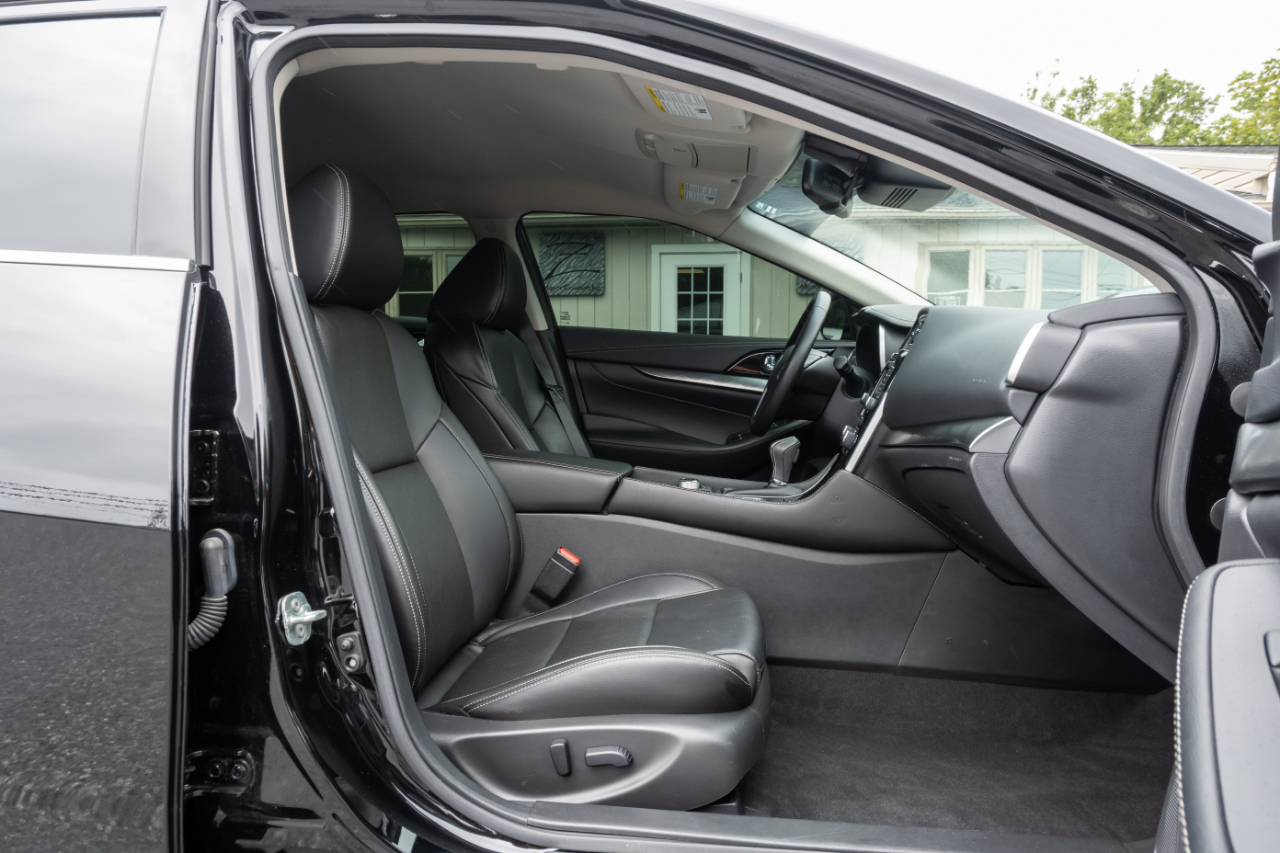 Nissan Maxima SV 2022