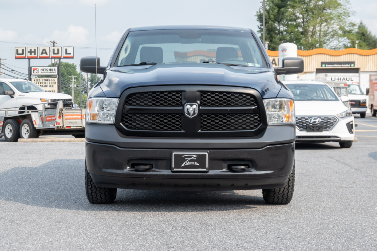 RAM 1500 Classic Tradesman 4x4 Crew Cab 5'7" Box 2019