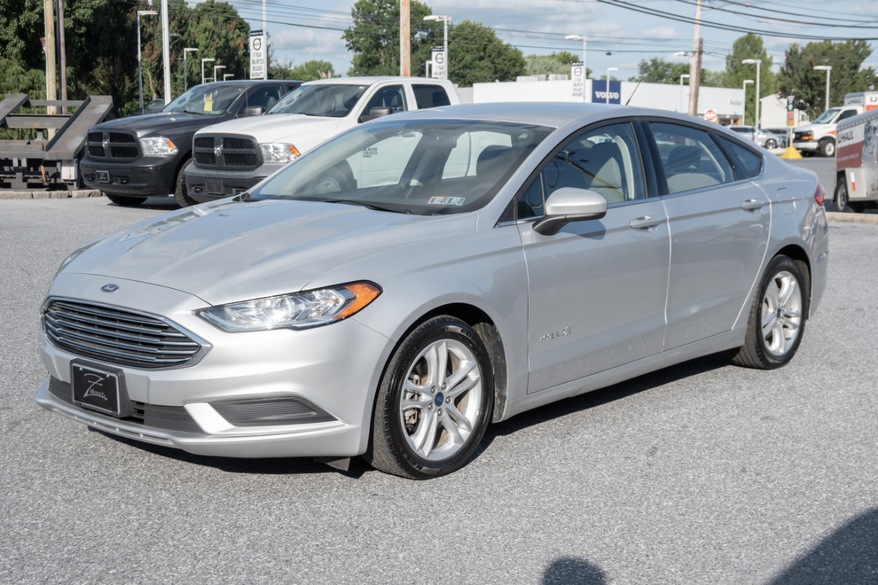 Ford Fusion Hybrid S FWD 2018