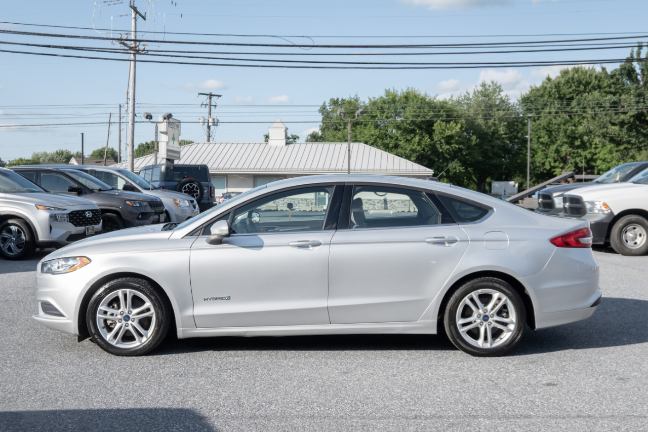 Ford Fusion Hybrid S FWD 2018