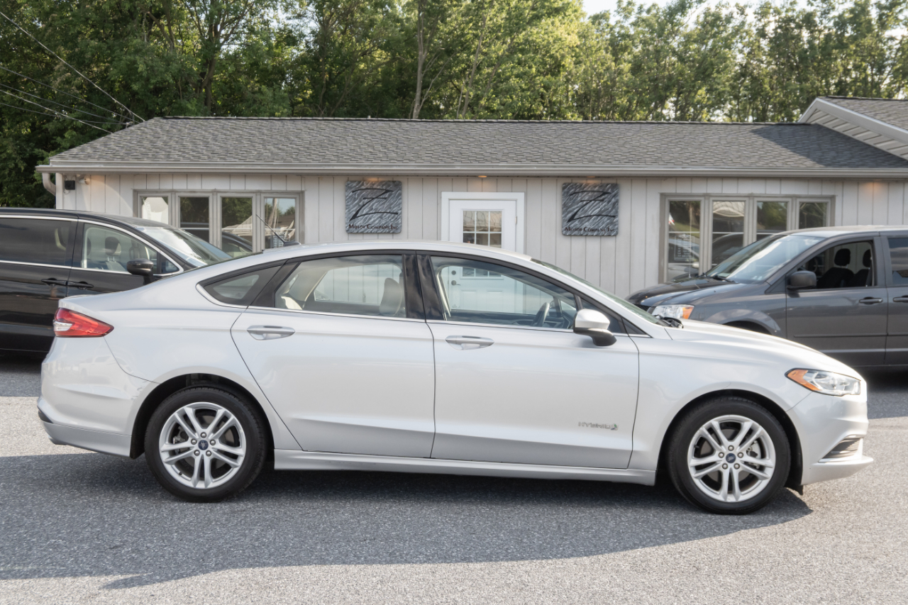 Ford Fusion Hybrid S FWD 2018