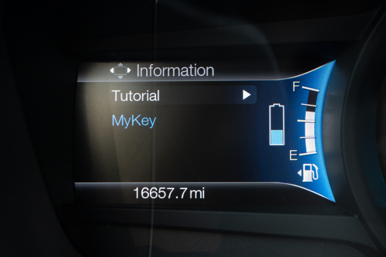 Ford Fusion Hybrid S FWD 2018