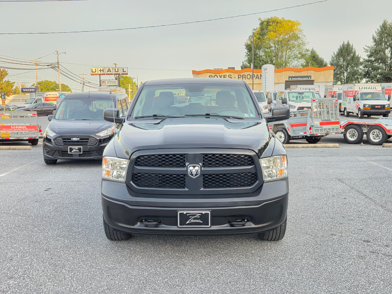 RAM 1500 4WD Crew Cab 140.5" Tradesman 2016