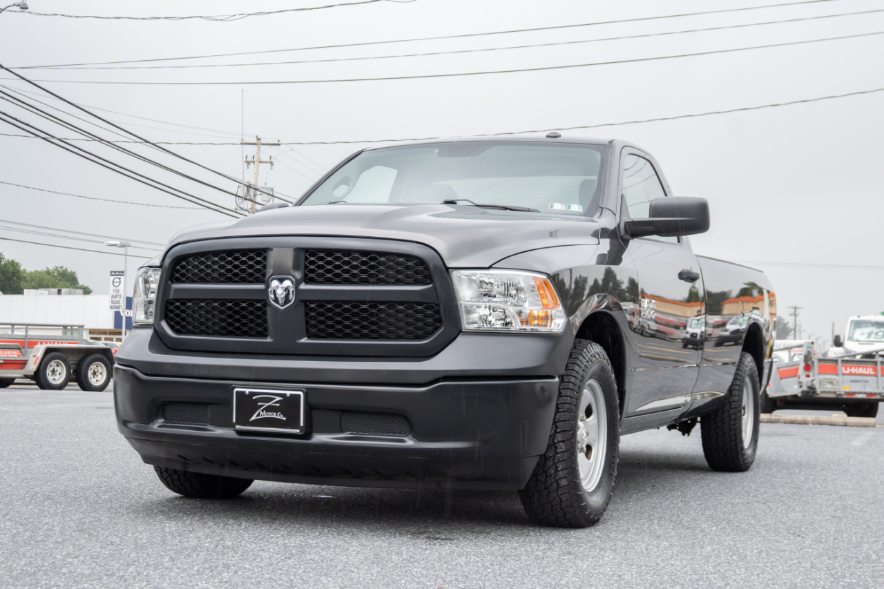 RAM 1500 Classic Tradesman 4x2 Reg Cab 8' Box 2019