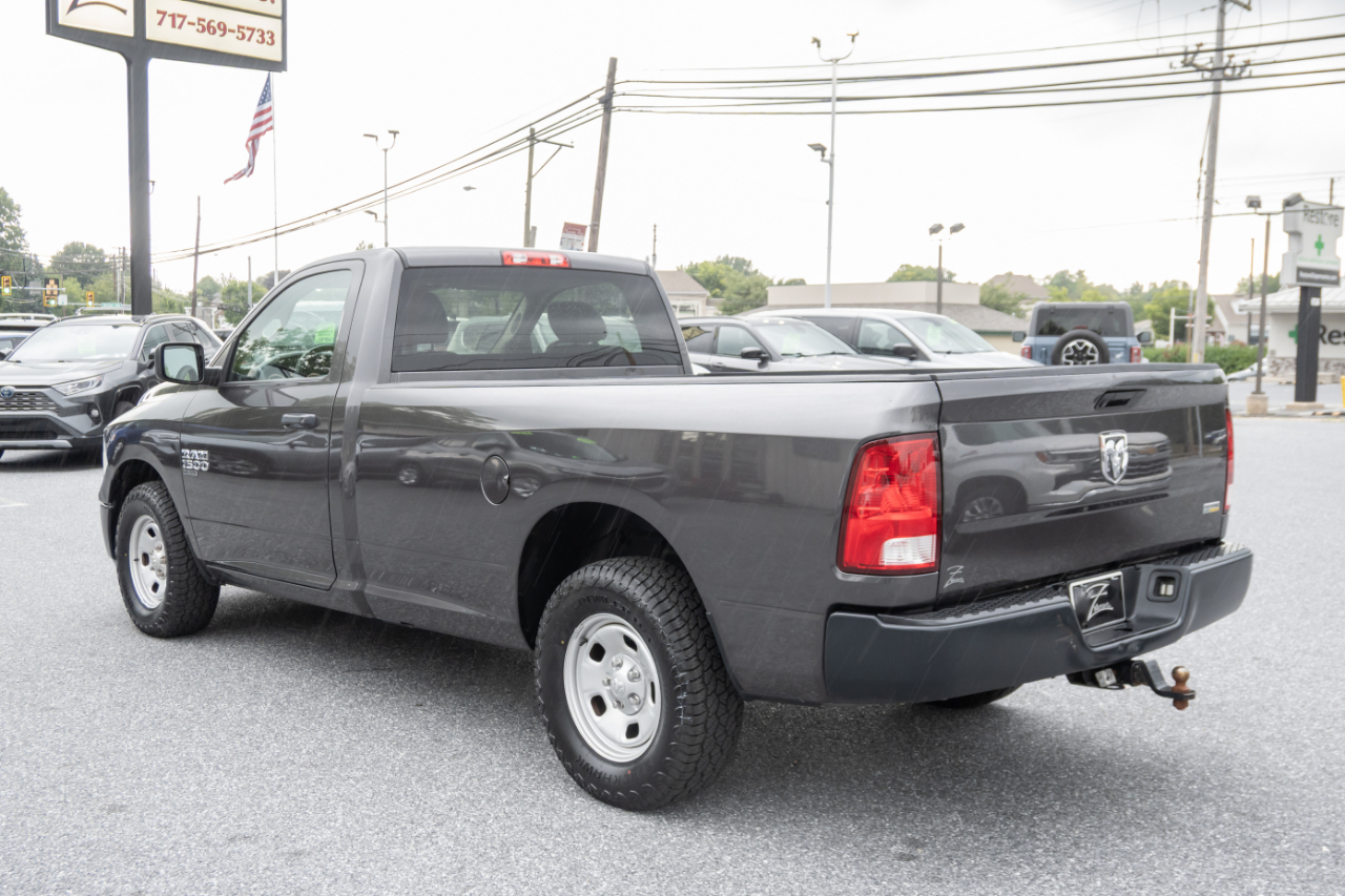 RAM 1500 Classic Tradesman 4x2 Reg Cab 8' Box 2019