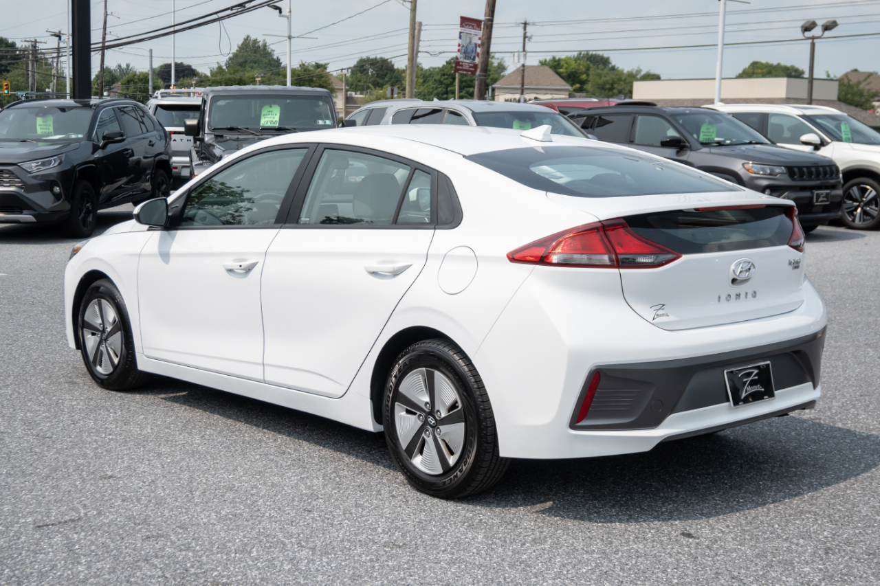Hyundai Ioniq Hybrid Blue Hatchback 2021