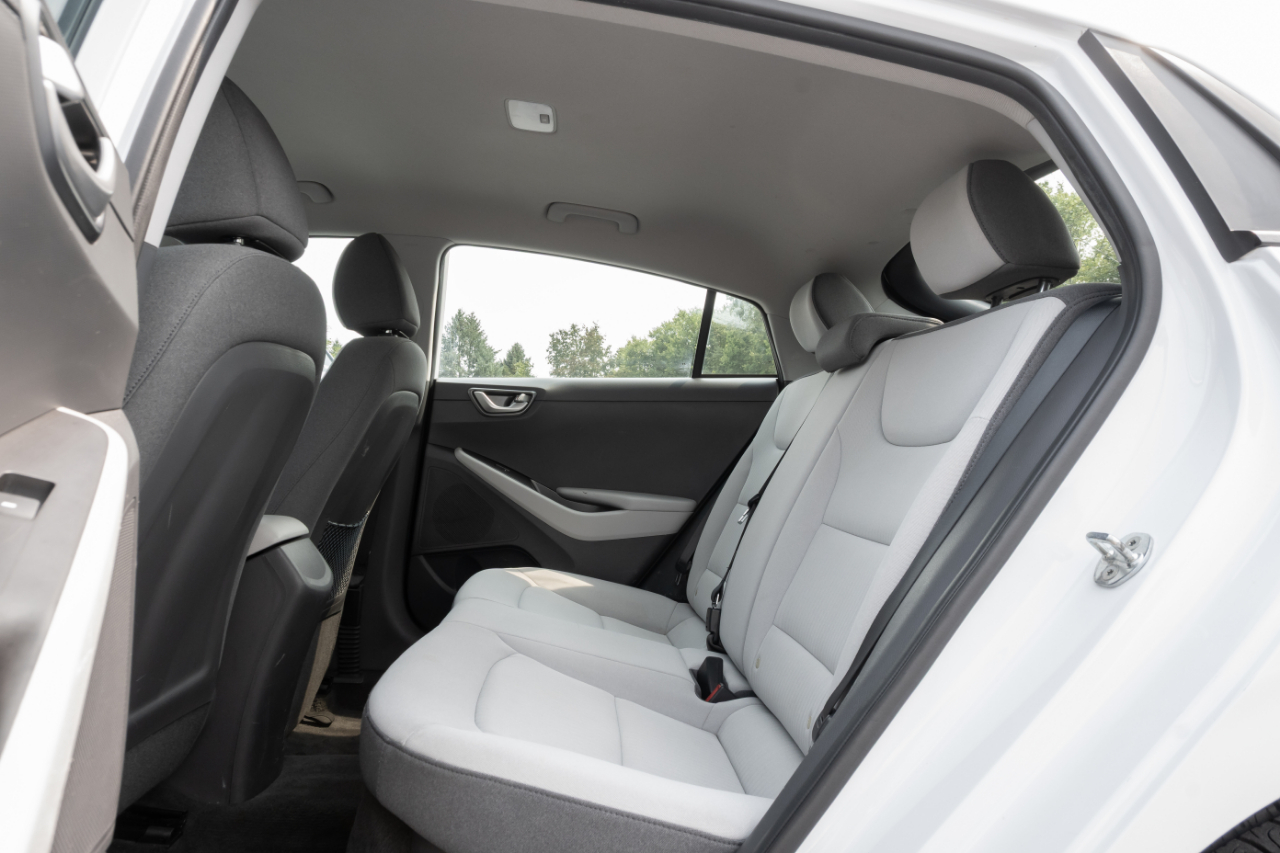 Hyundai Ioniq Hybrid Blue Hatchback 2021