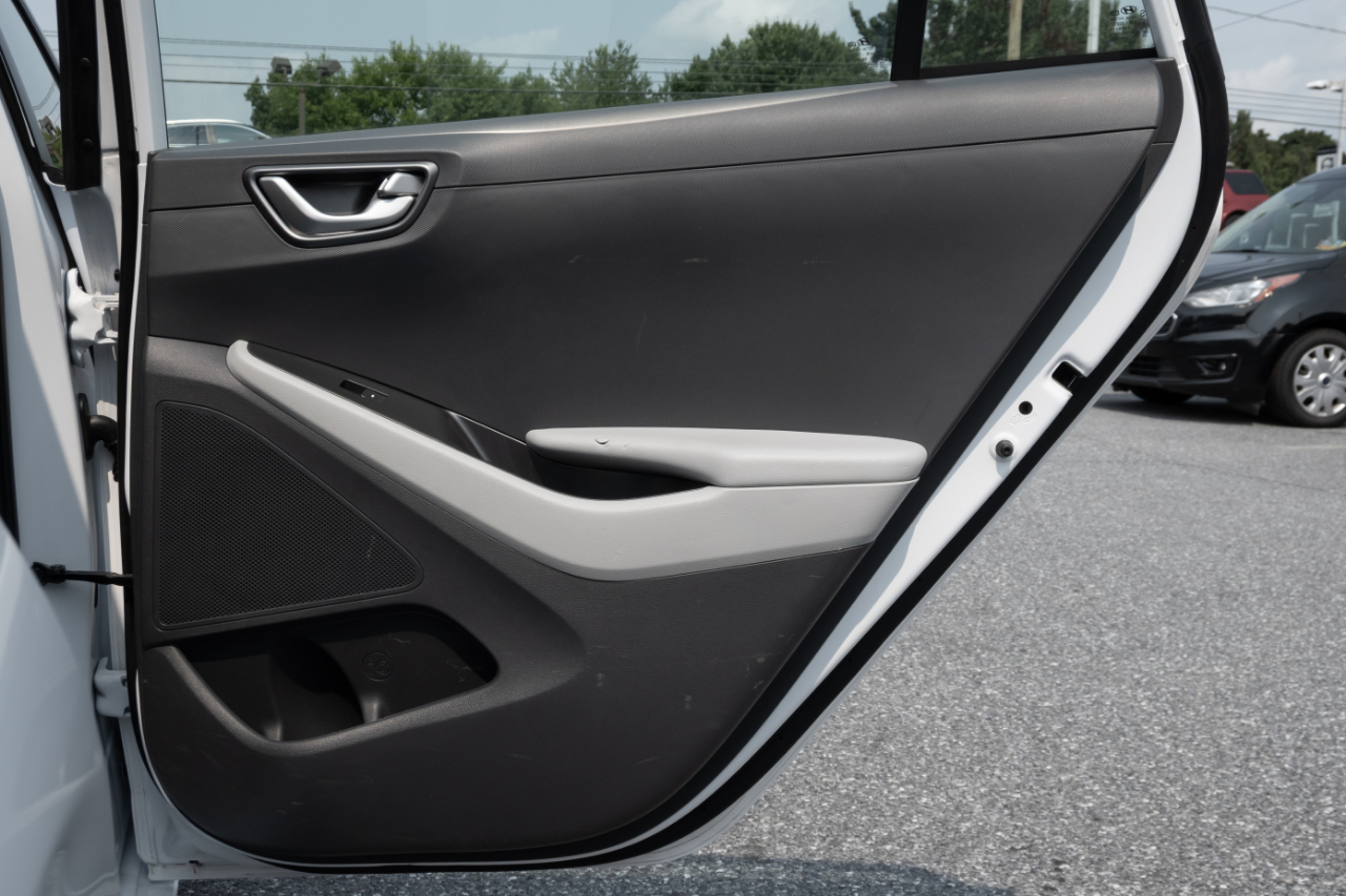 Hyundai Ioniq Hybrid Blue Hatchback 2021