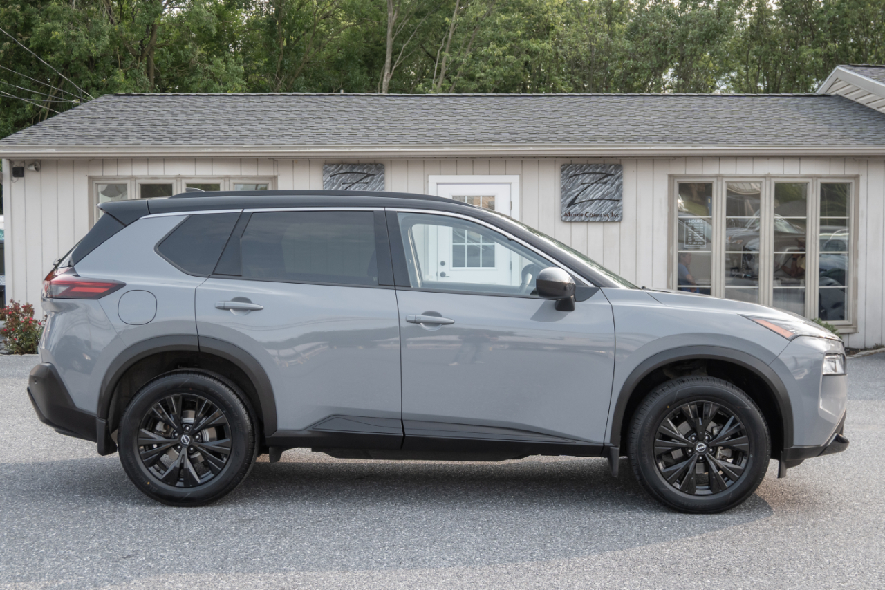 Nissan Rogue  2023
