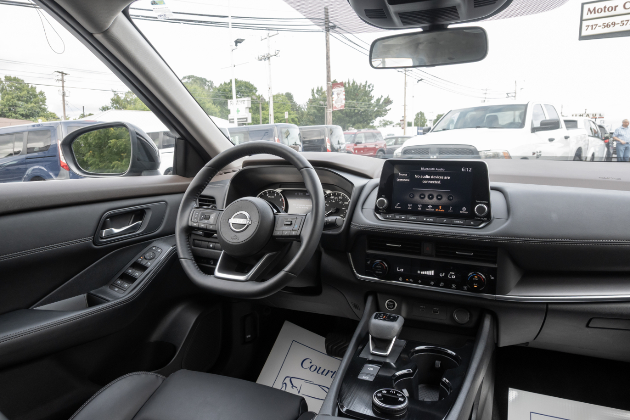 Nissan Rogue  2023
