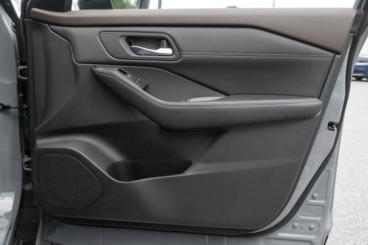Nissan Rogue  2023