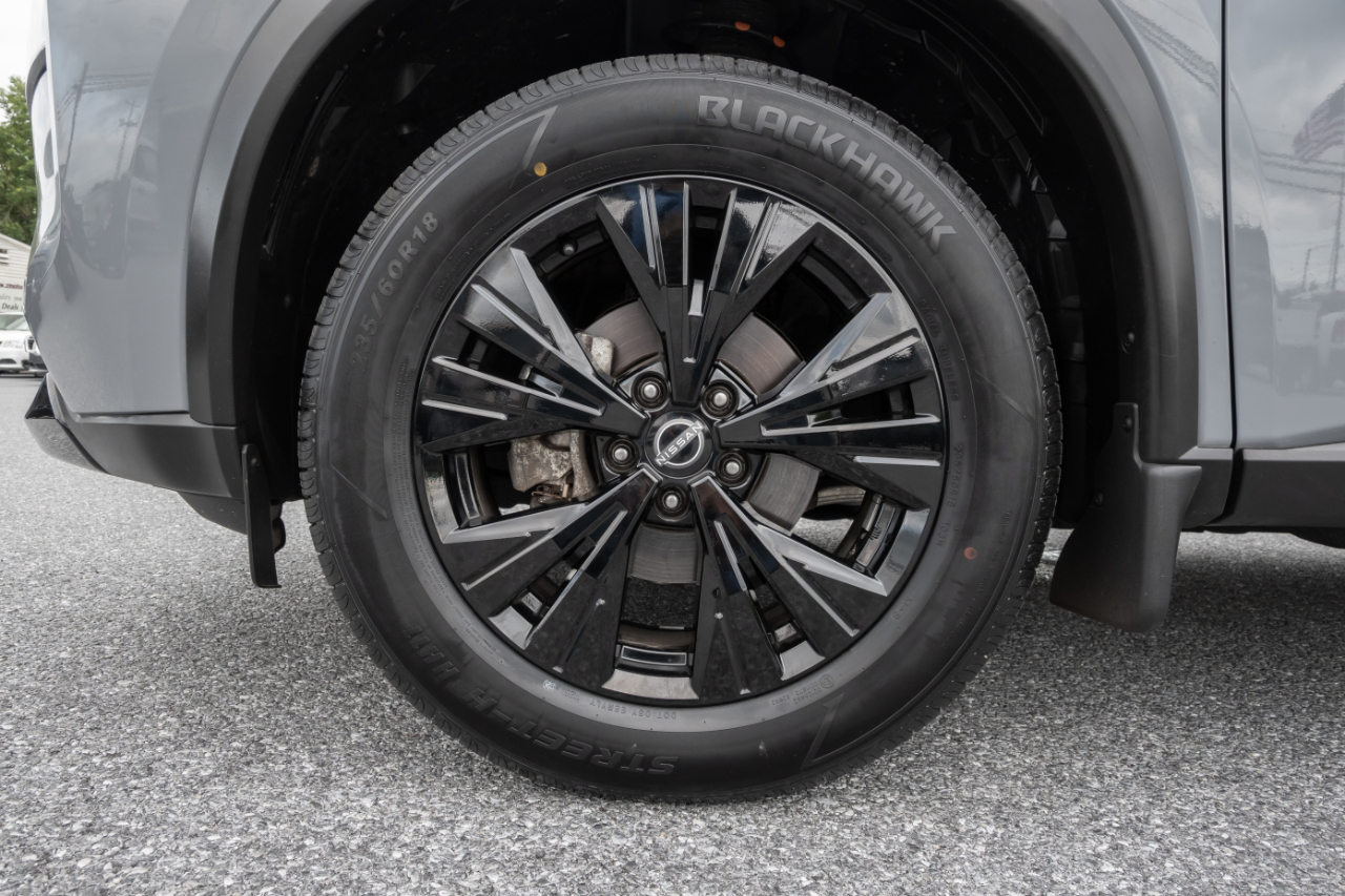 Nissan Rogue  2023