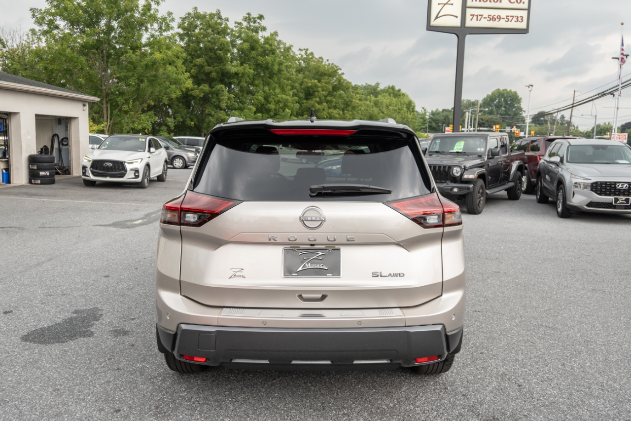 Nissan Rogue AWD SL 2025