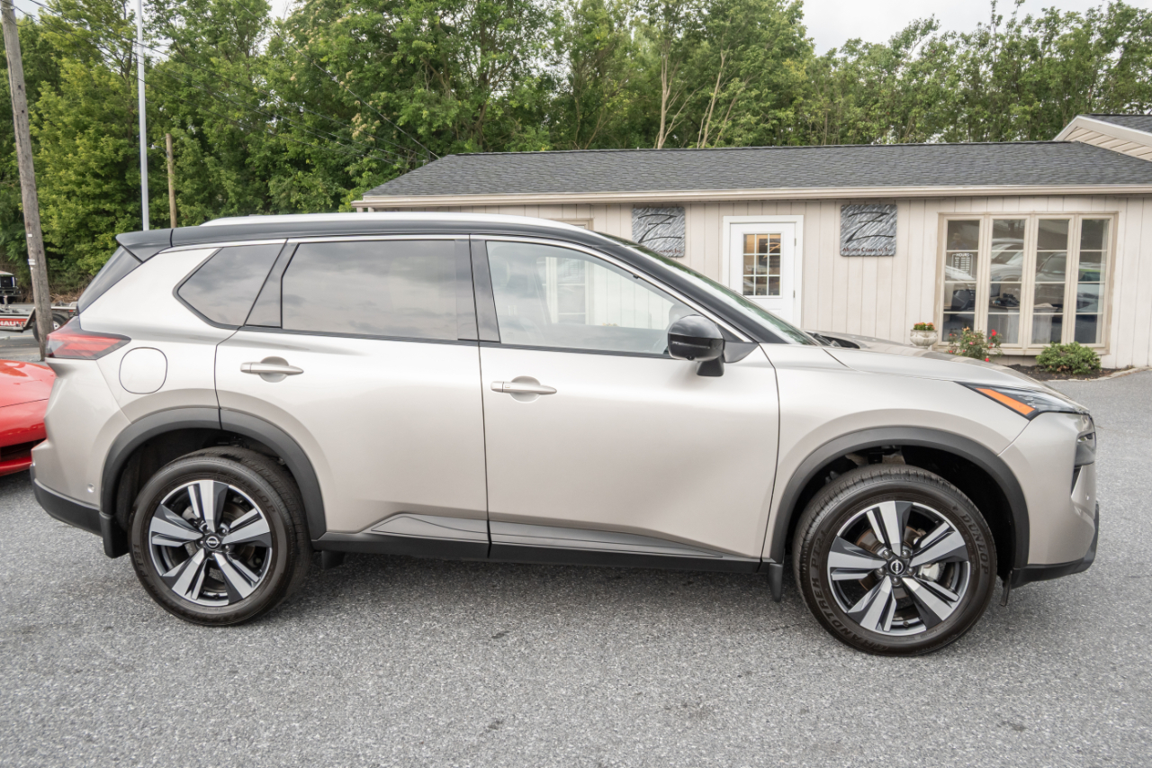 Nissan Rogue AWD SL 2025