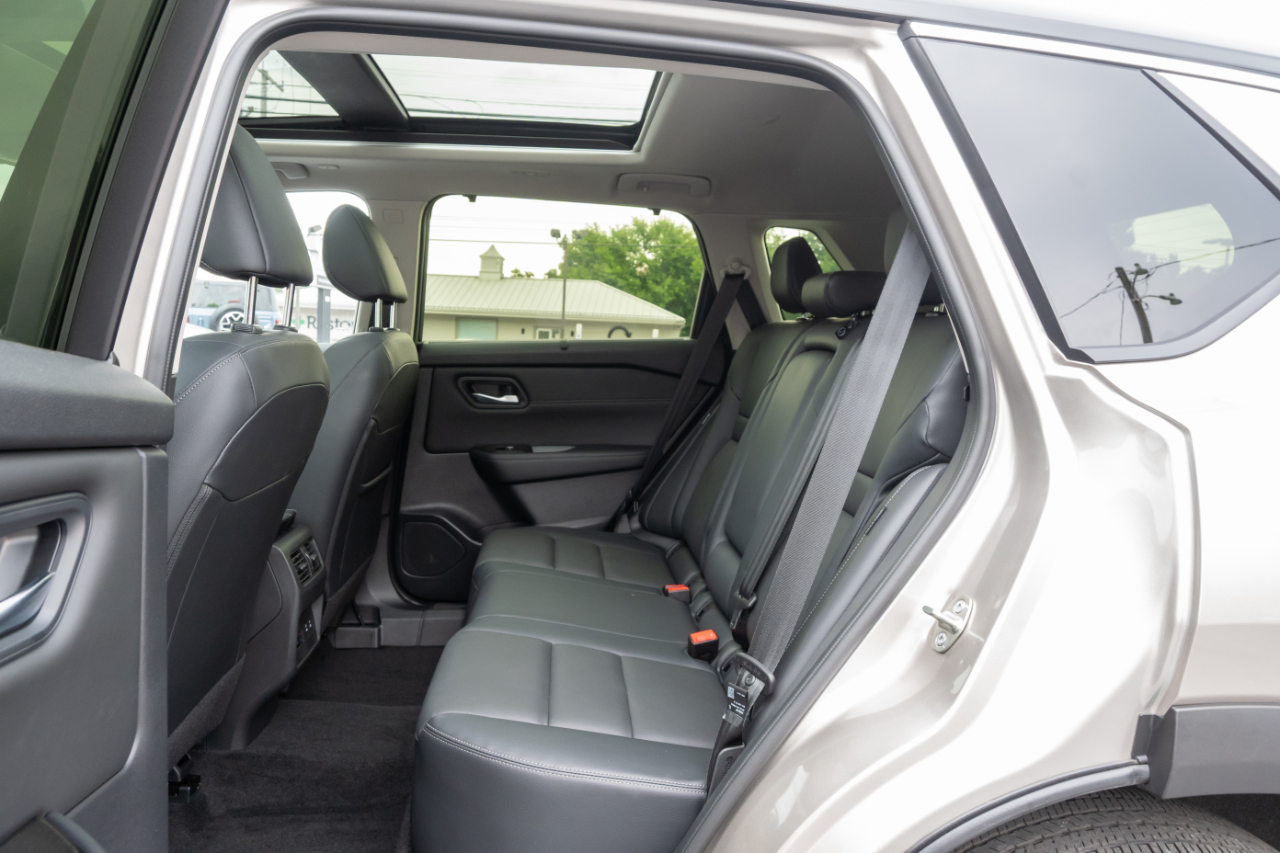 Nissan Rogue AWD SL 2025