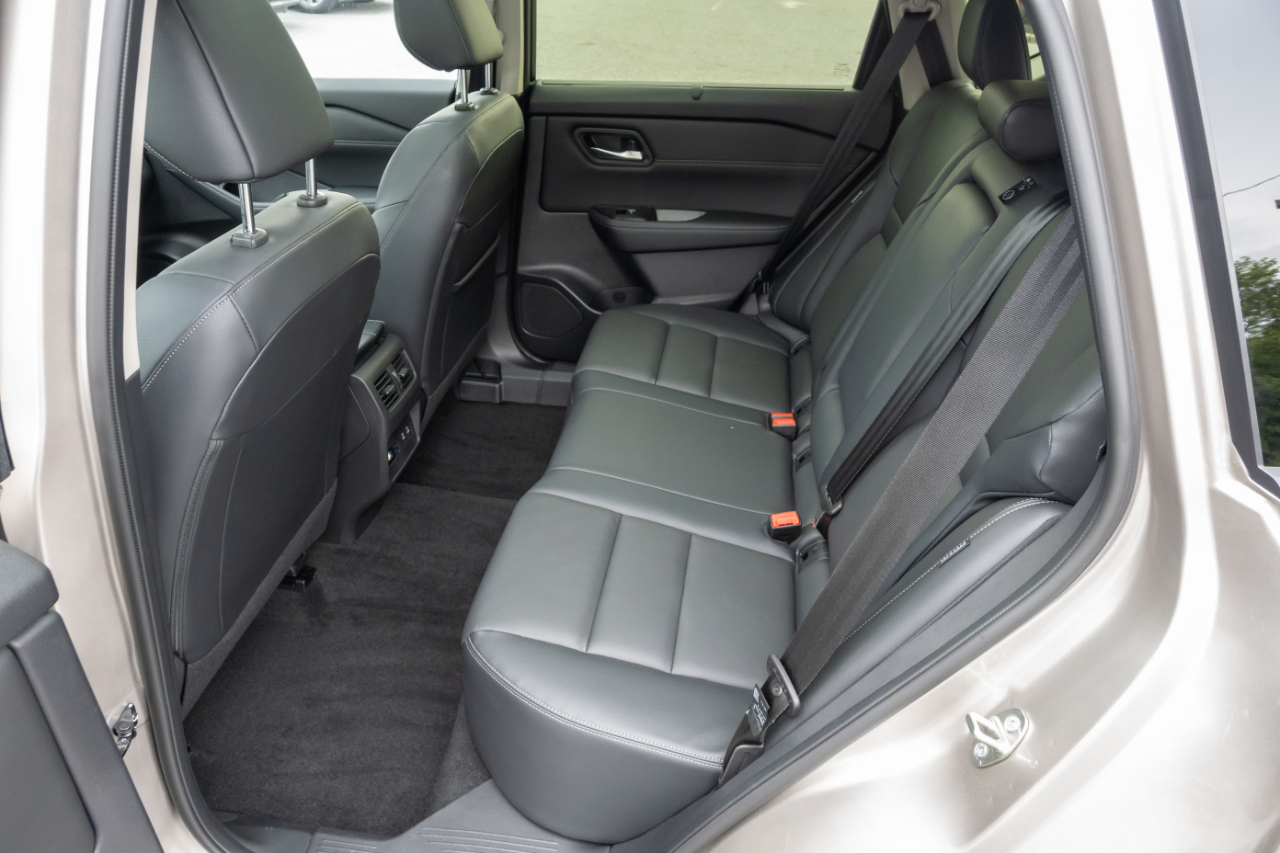 Nissan Rogue AWD SL 2025
