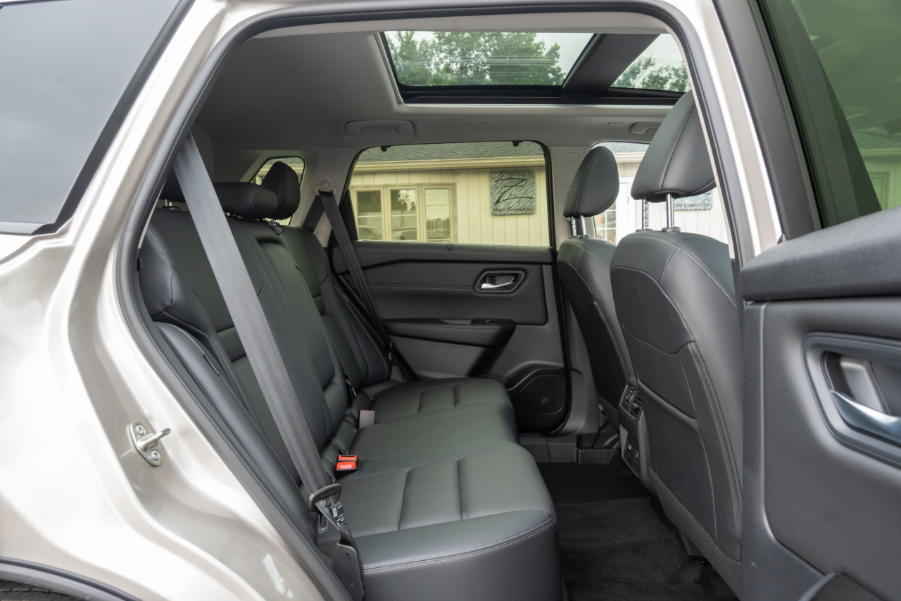 Nissan Rogue AWD SL 2025