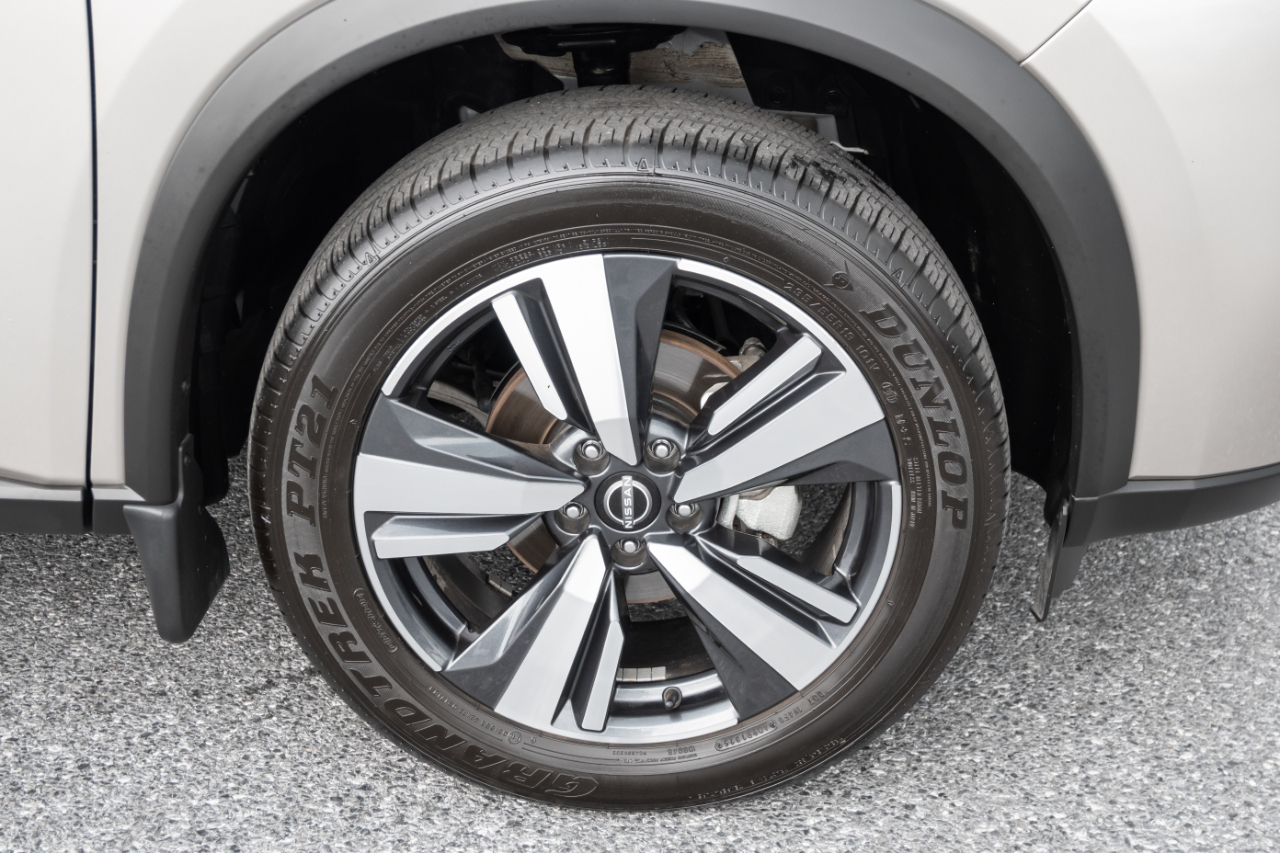 Nissan Rogue AWD SL 2025