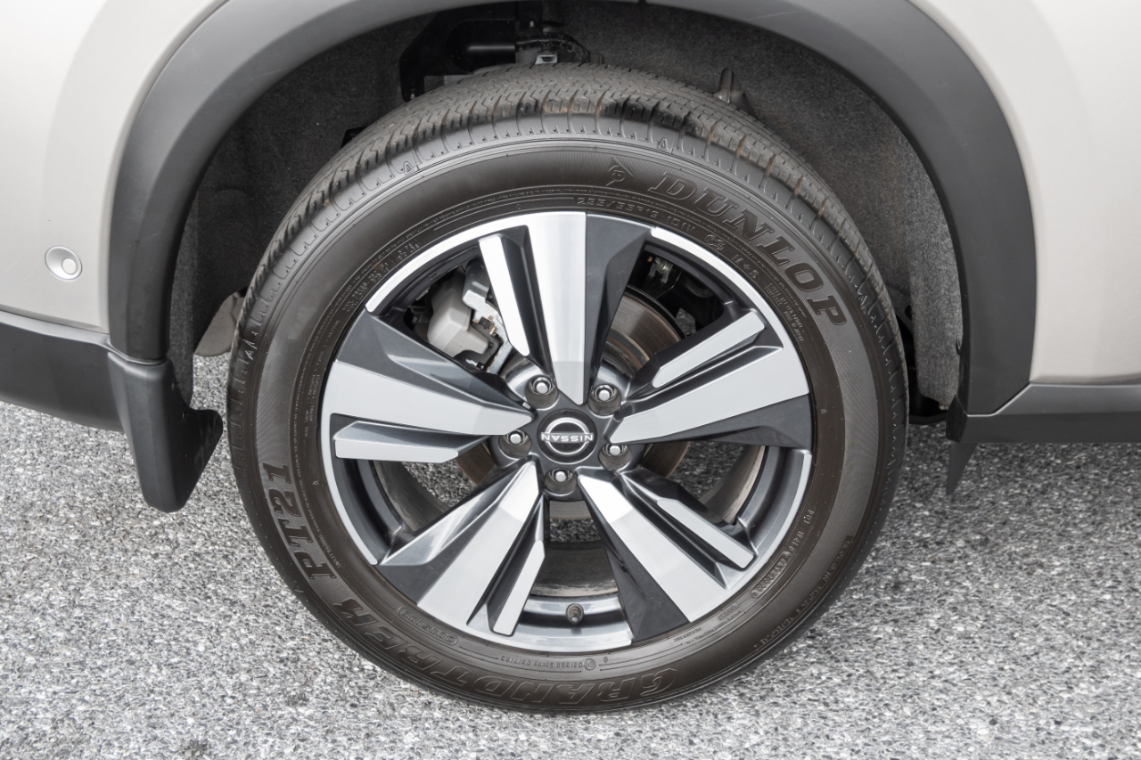 Nissan Rogue AWD SL 2025