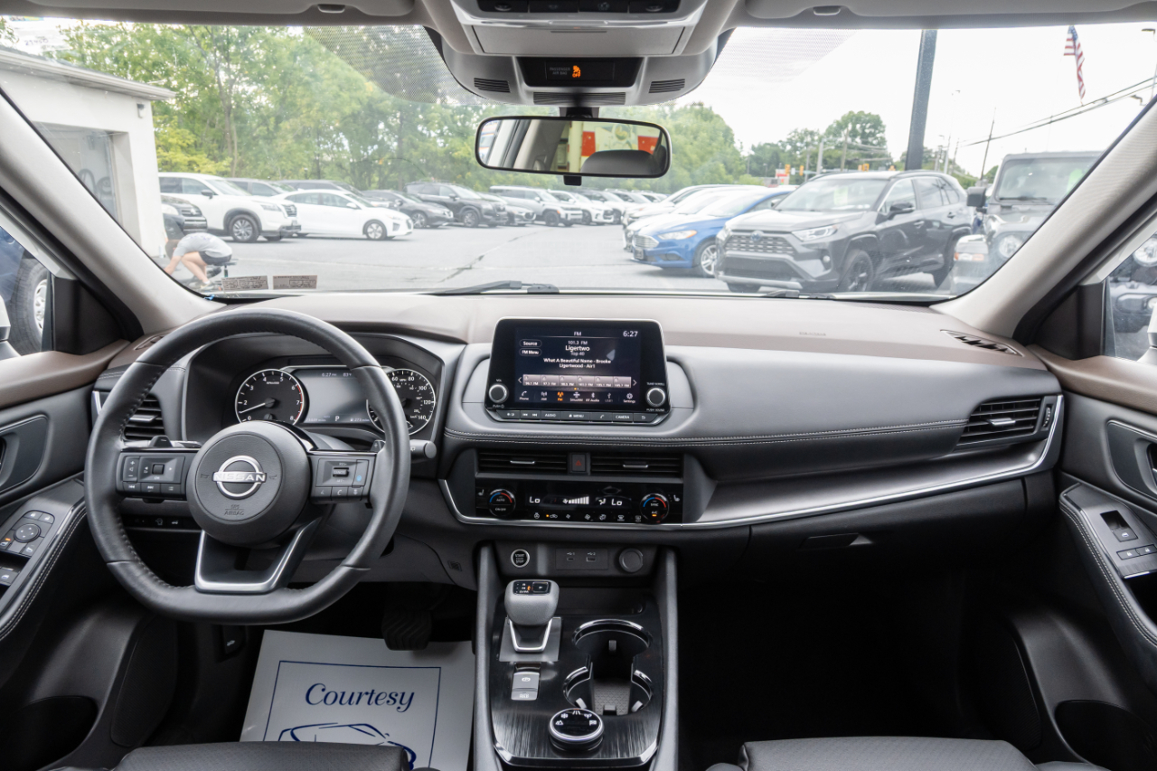 Nissan Rogue  2023