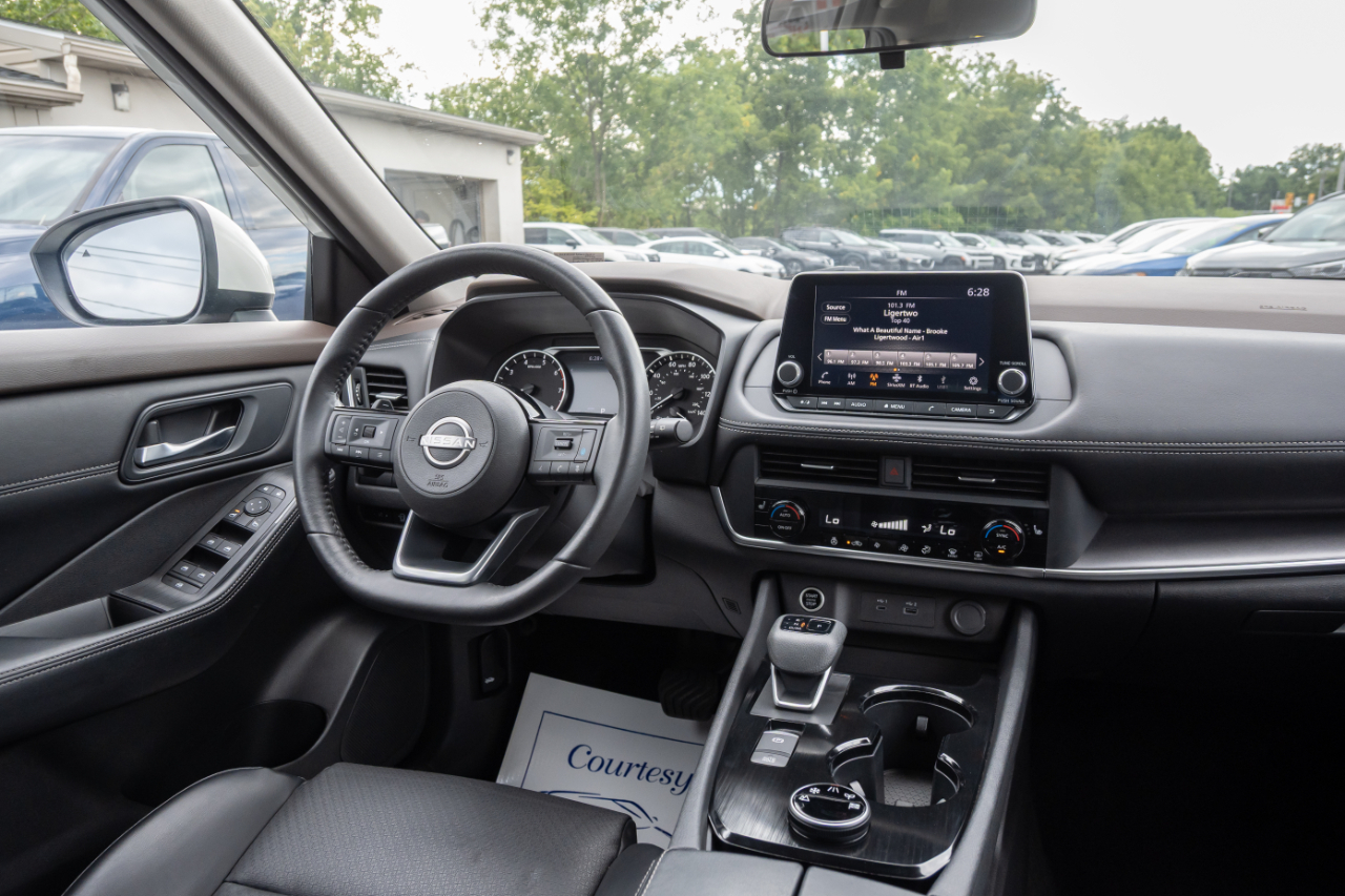 Nissan Rogue  2023