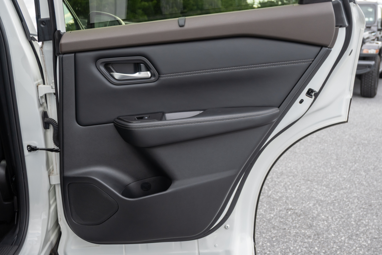 Nissan Rogue  2023