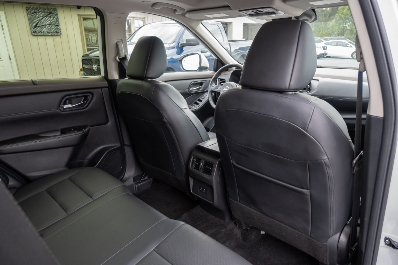 Nissan Rogue  2023
