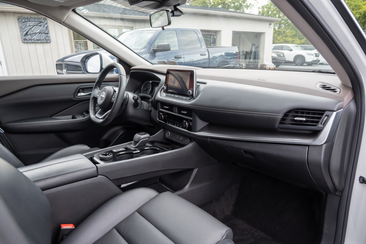 Nissan Rogue  2023