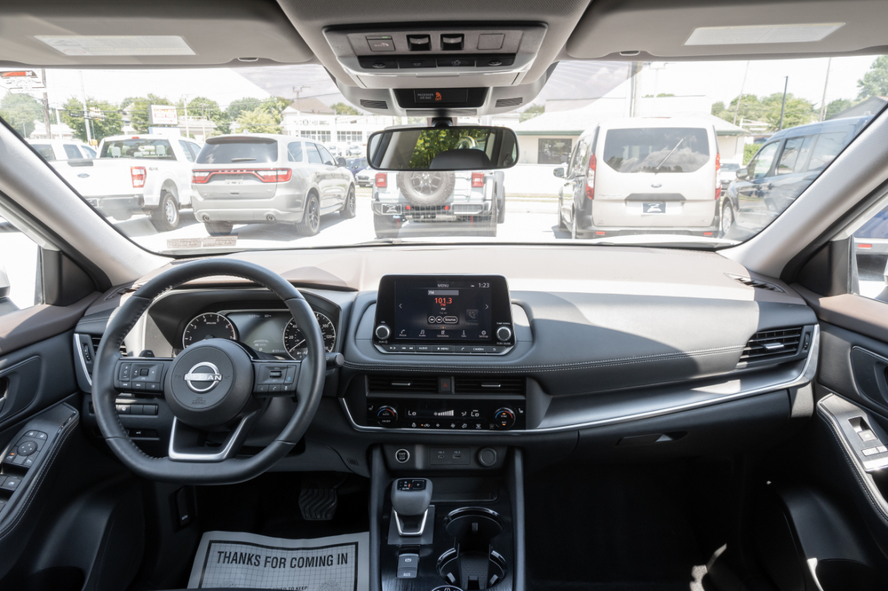 Nissan Rogue  2023