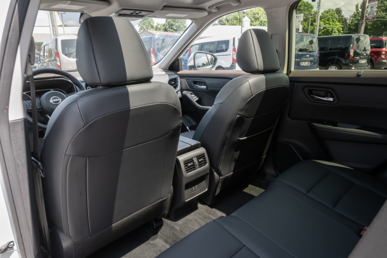 Nissan Rogue  2023