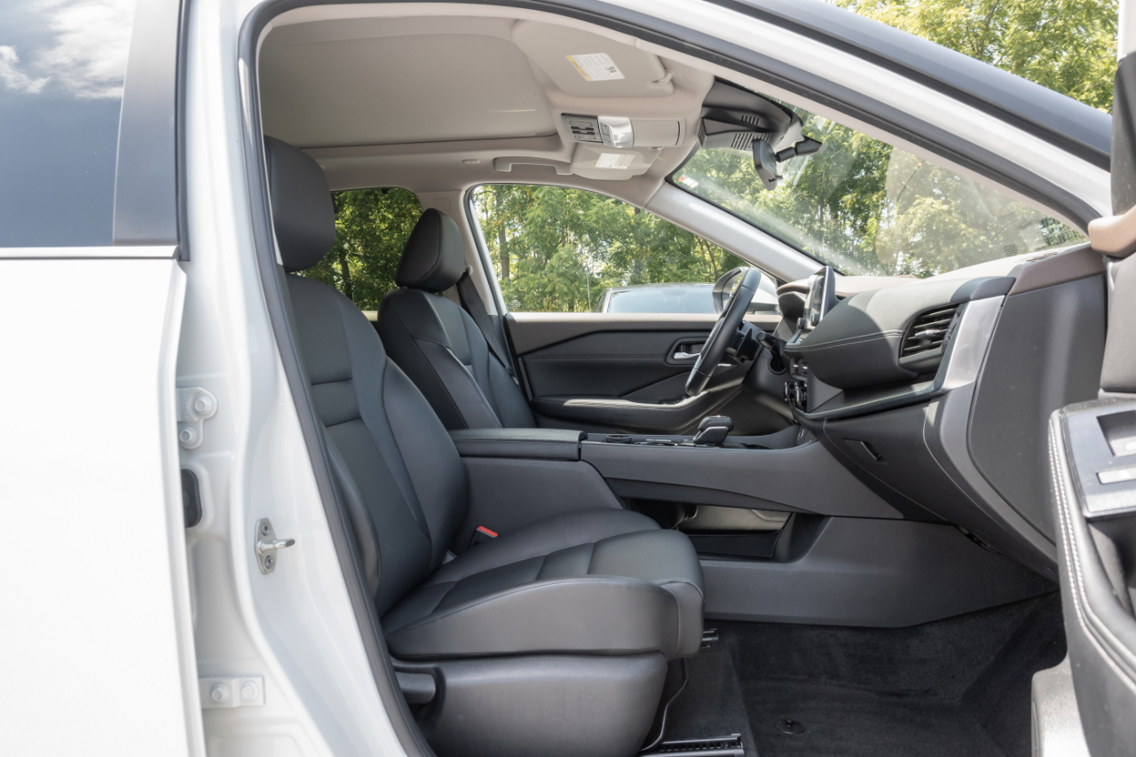 Nissan Rogue  2023