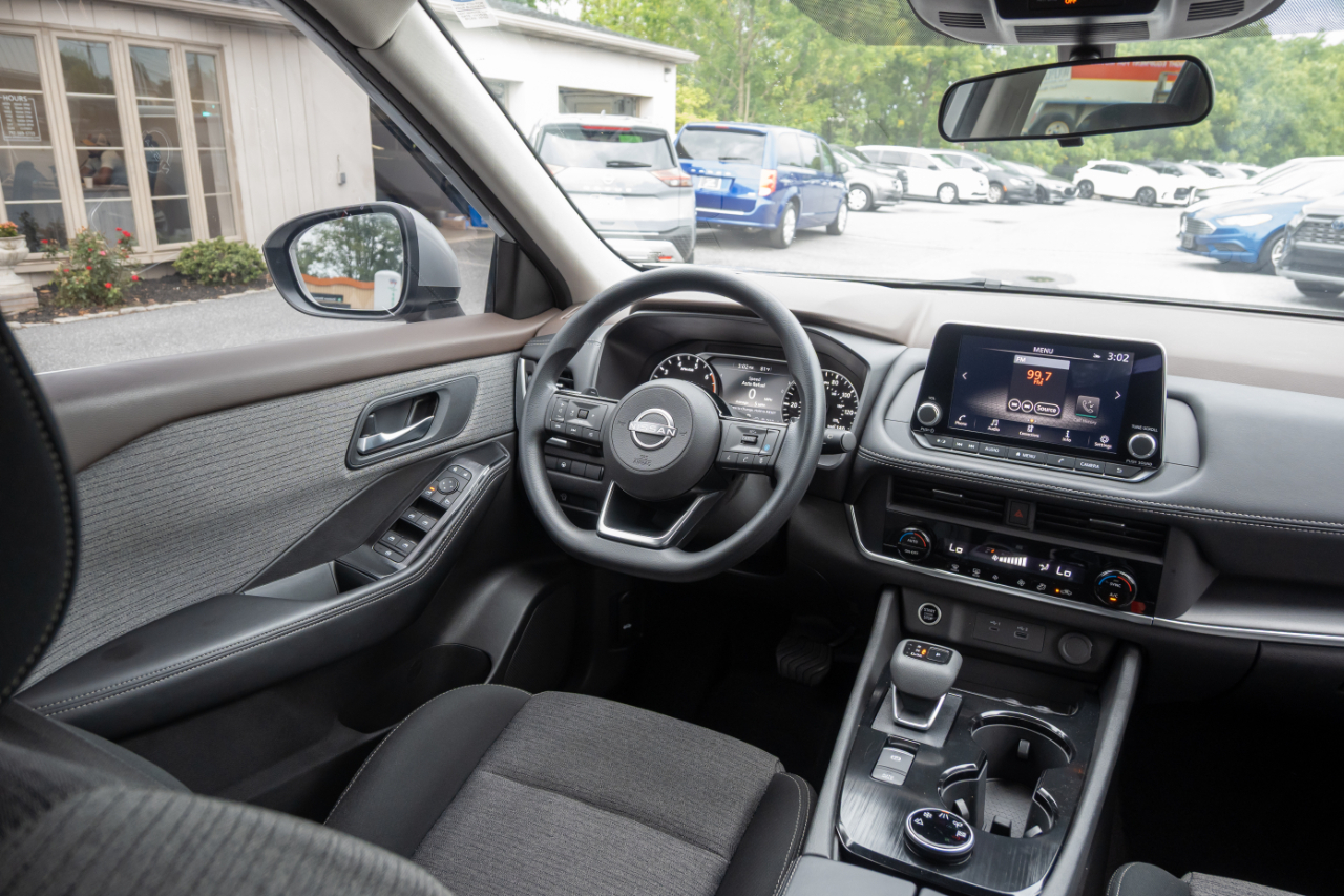 Nissan Rogue AWD SV 2023