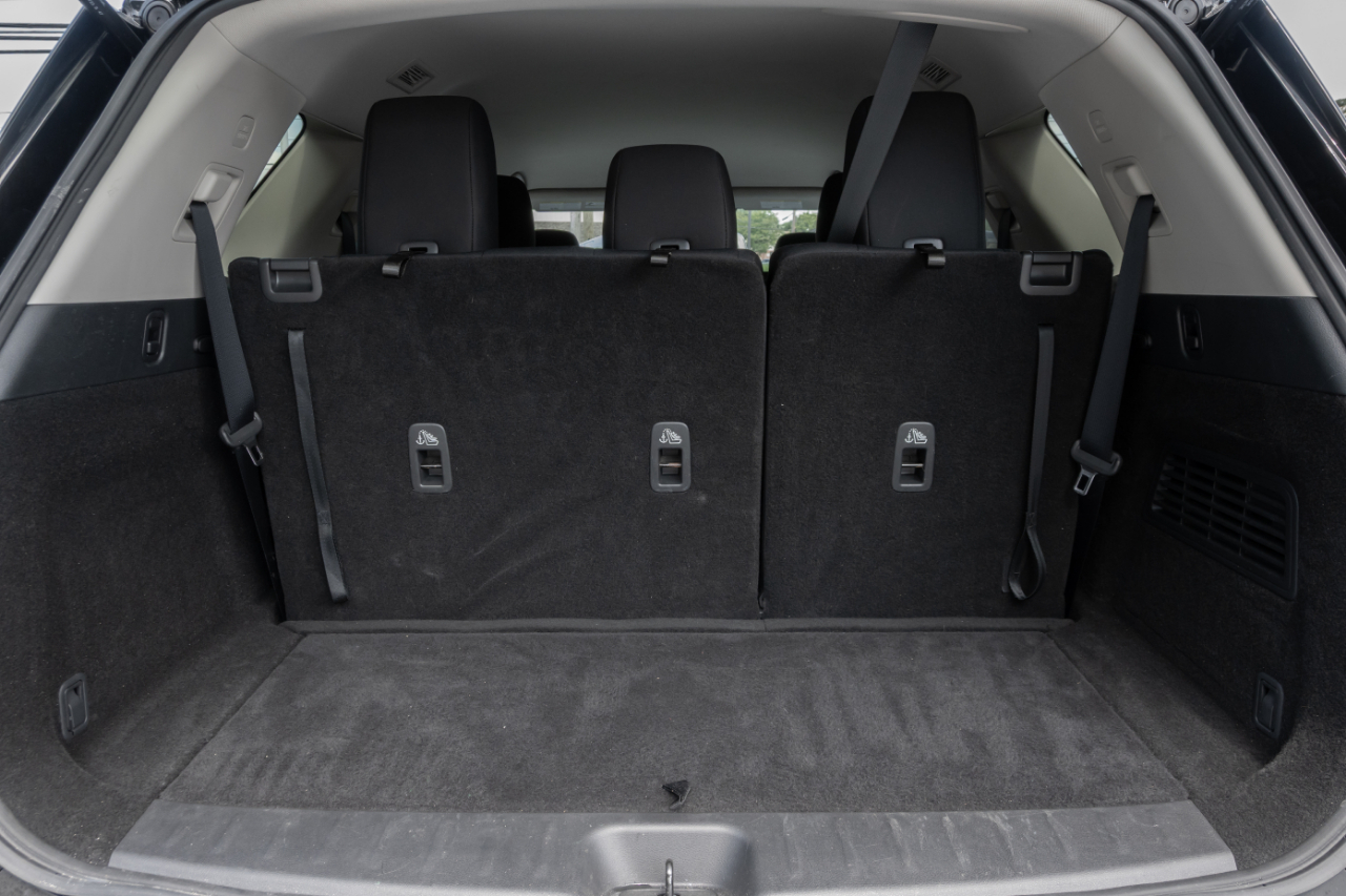 Nissan Pathfinder SV 4WD 2024