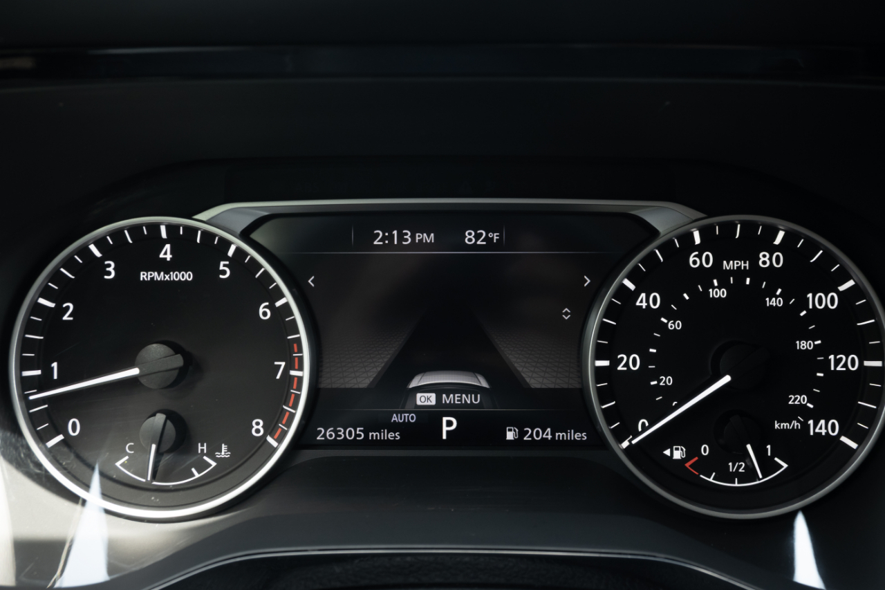 Nissan Pathfinder SV 4WD 2024