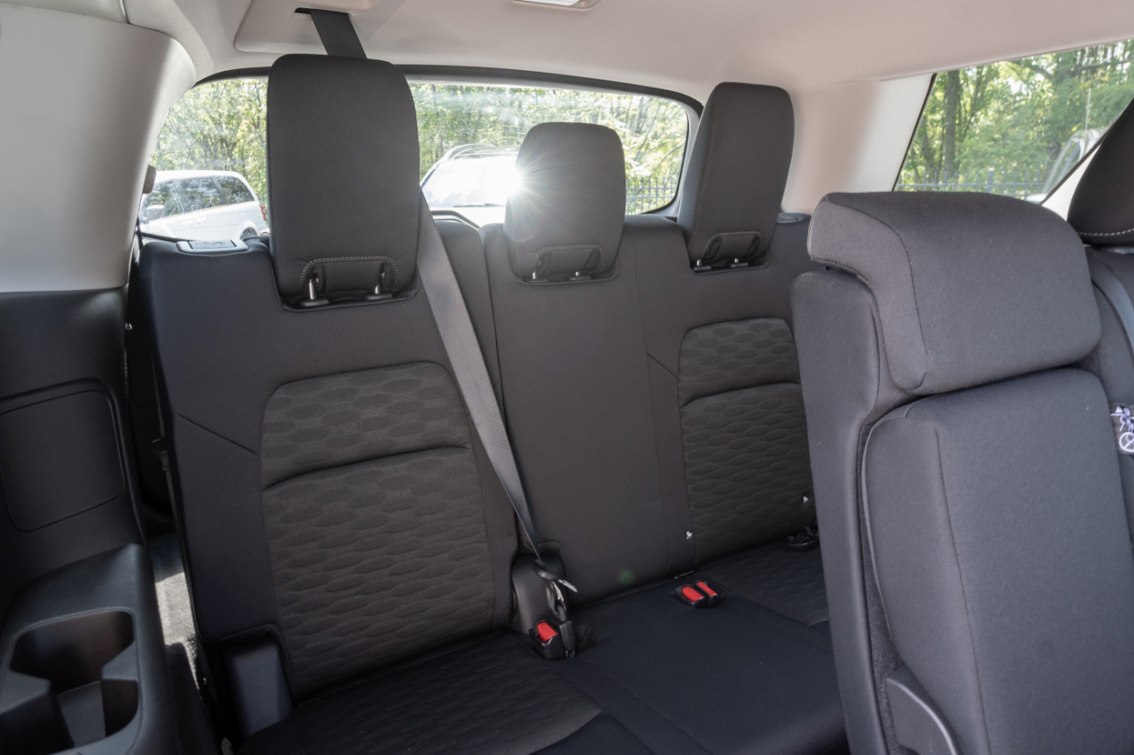 Nissan Pathfinder SV 4WD 2024
